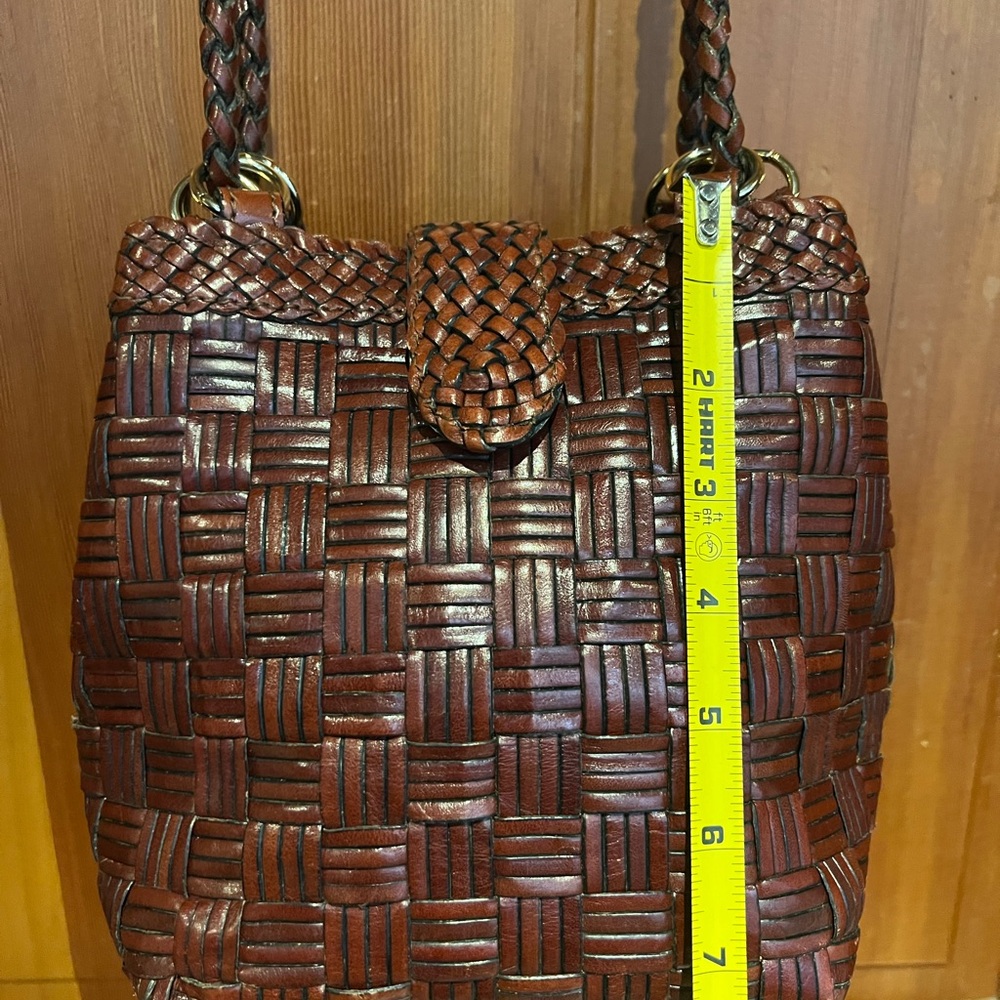 Valerie Stevens Rich Brown leather Woven Shoulder Bag - Picture 12 of 16
